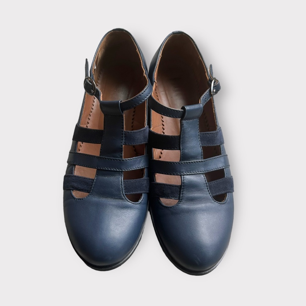 Julia Bo Navy Leather Mary Jane’s - Picture 3 of 9